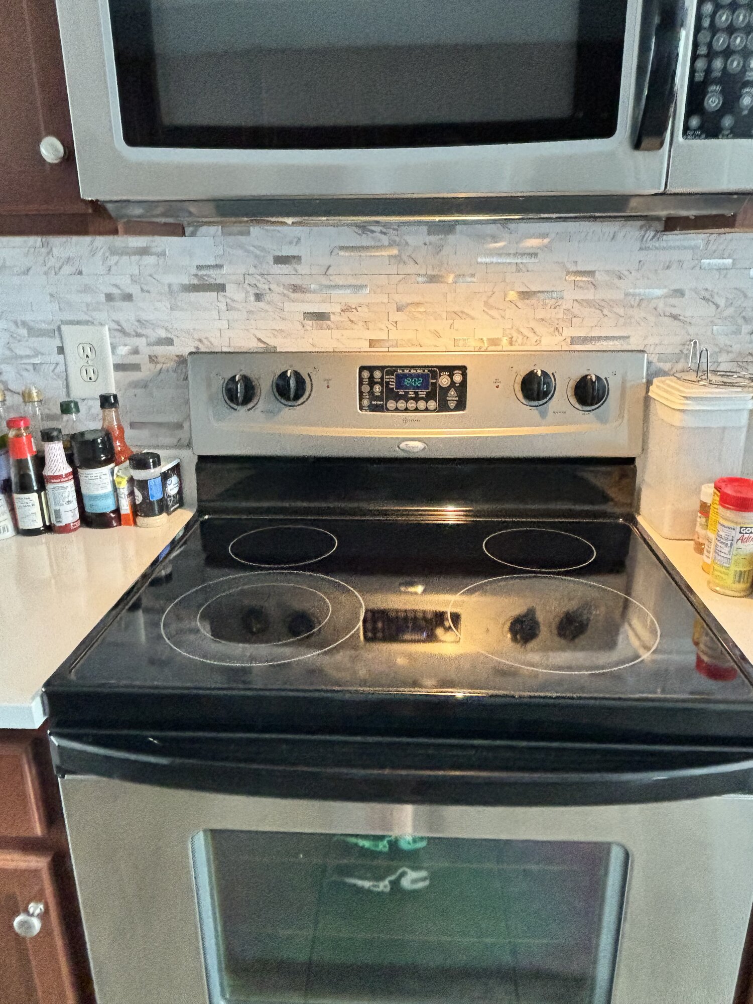 RazorEdge Cleaning Services Image