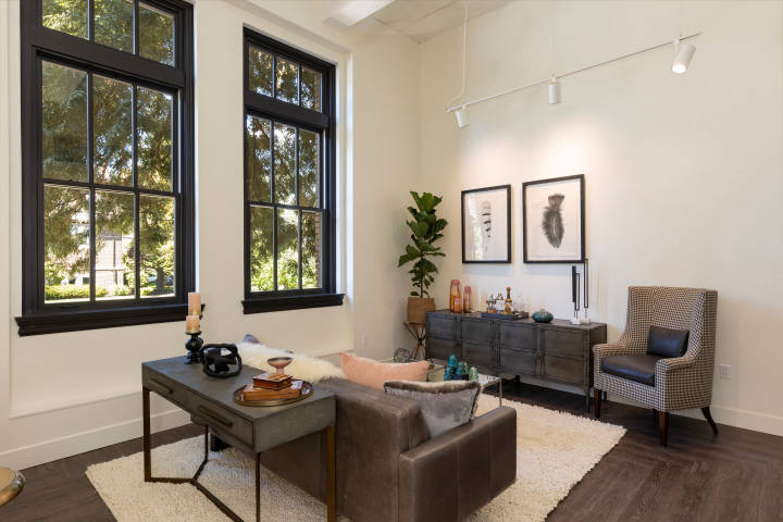 Queen Anne Exchange Image