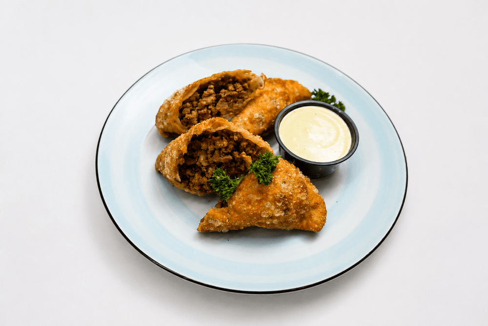 Empanadas Duo (Chicken or Beef)