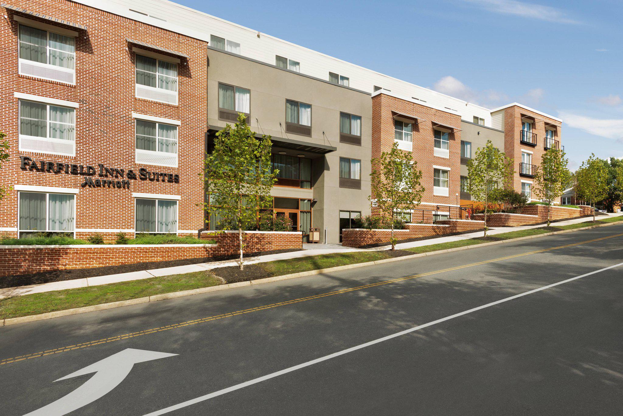 Fairfield Inn & Suites by Marriott Charlottesville Downtown/University Area Photo