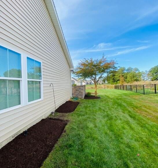 Green World landscaping LLC Image