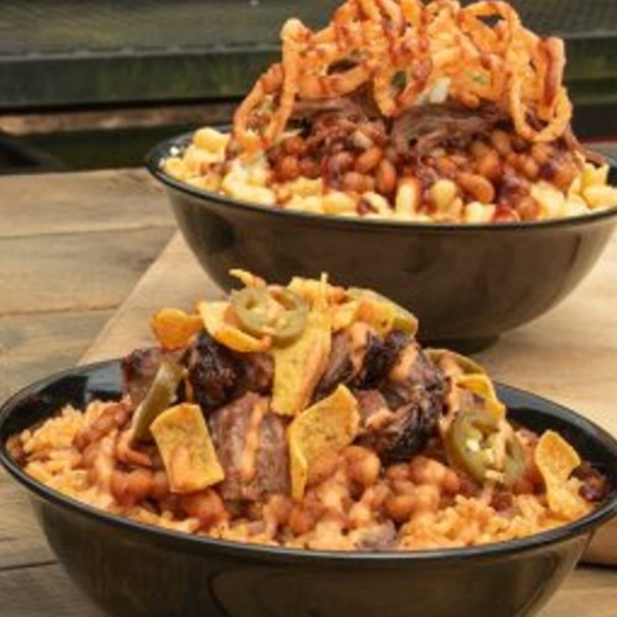 BBQ Box: 2 Fixin's, 1 Meat Topping