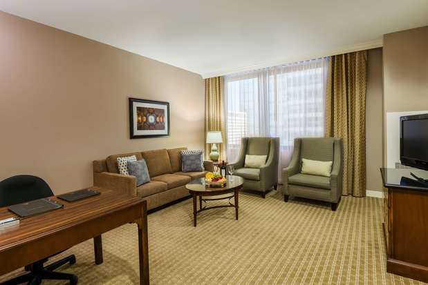 Images Hilton Indianapolis Hotel & Suites