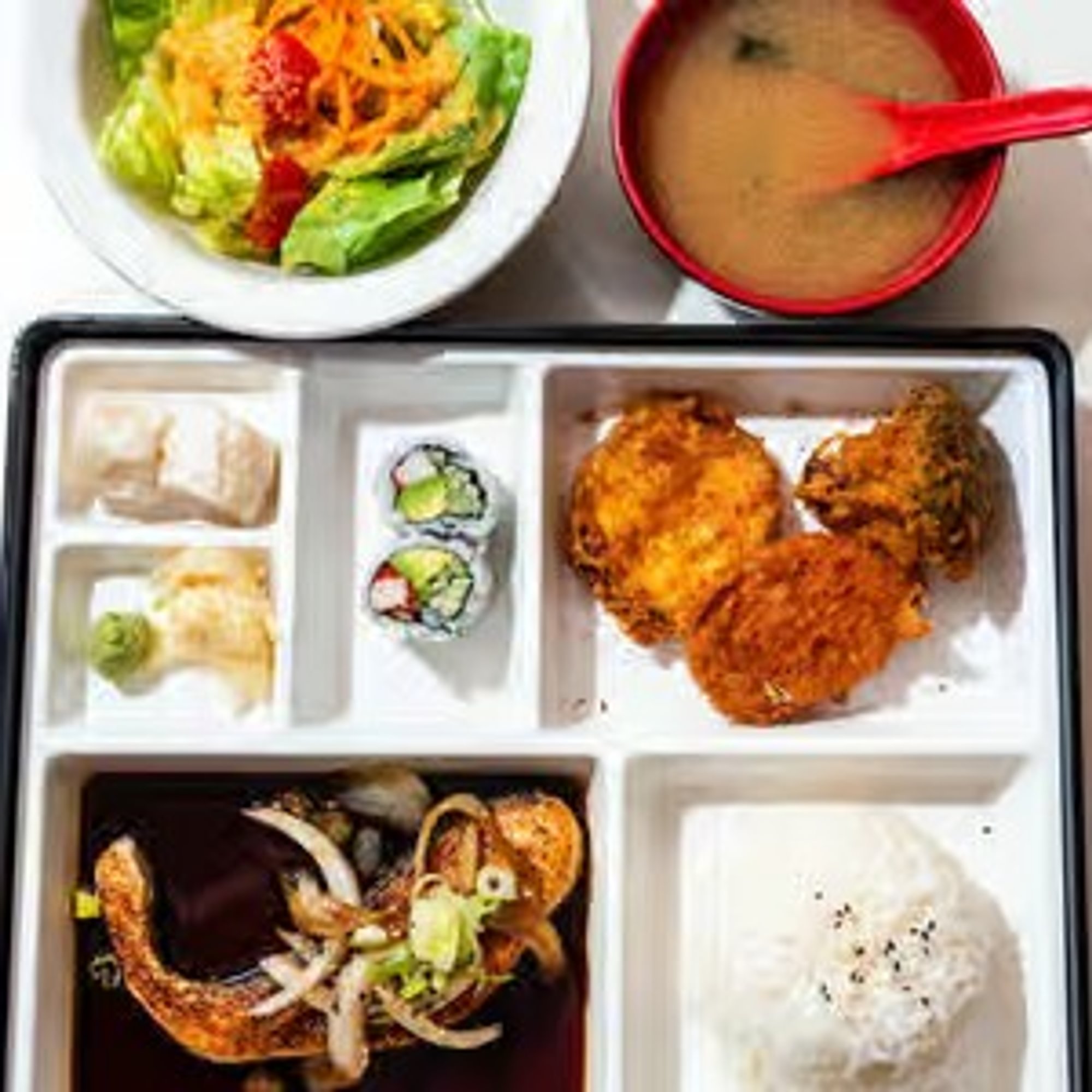 L- Salmon Teriyaki Bento Box