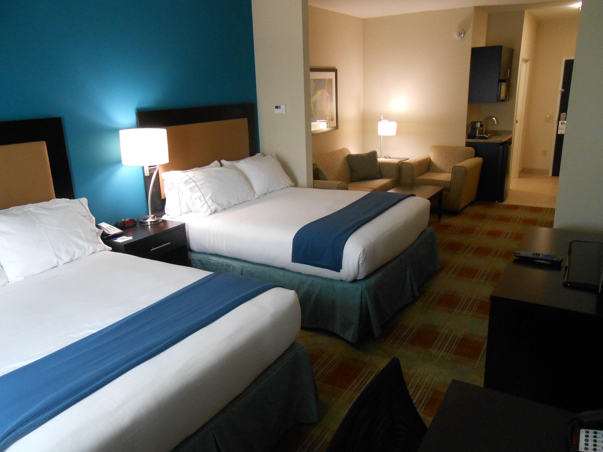 Holiday Inn Express & Suites Houston Northwest-Brookhollow Photo