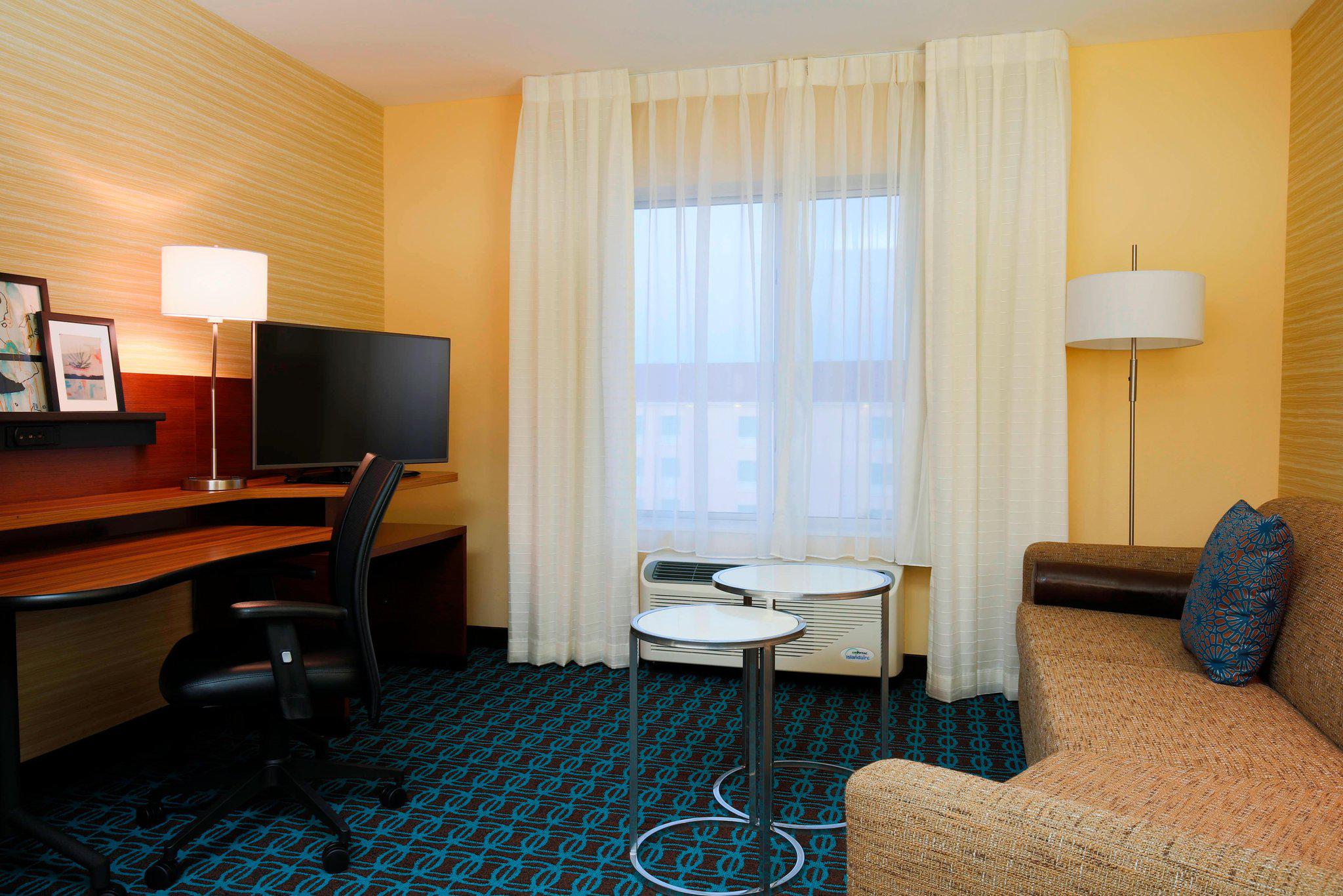 Fairfield Inn & Suites by Marriott El Paso Airport Photo