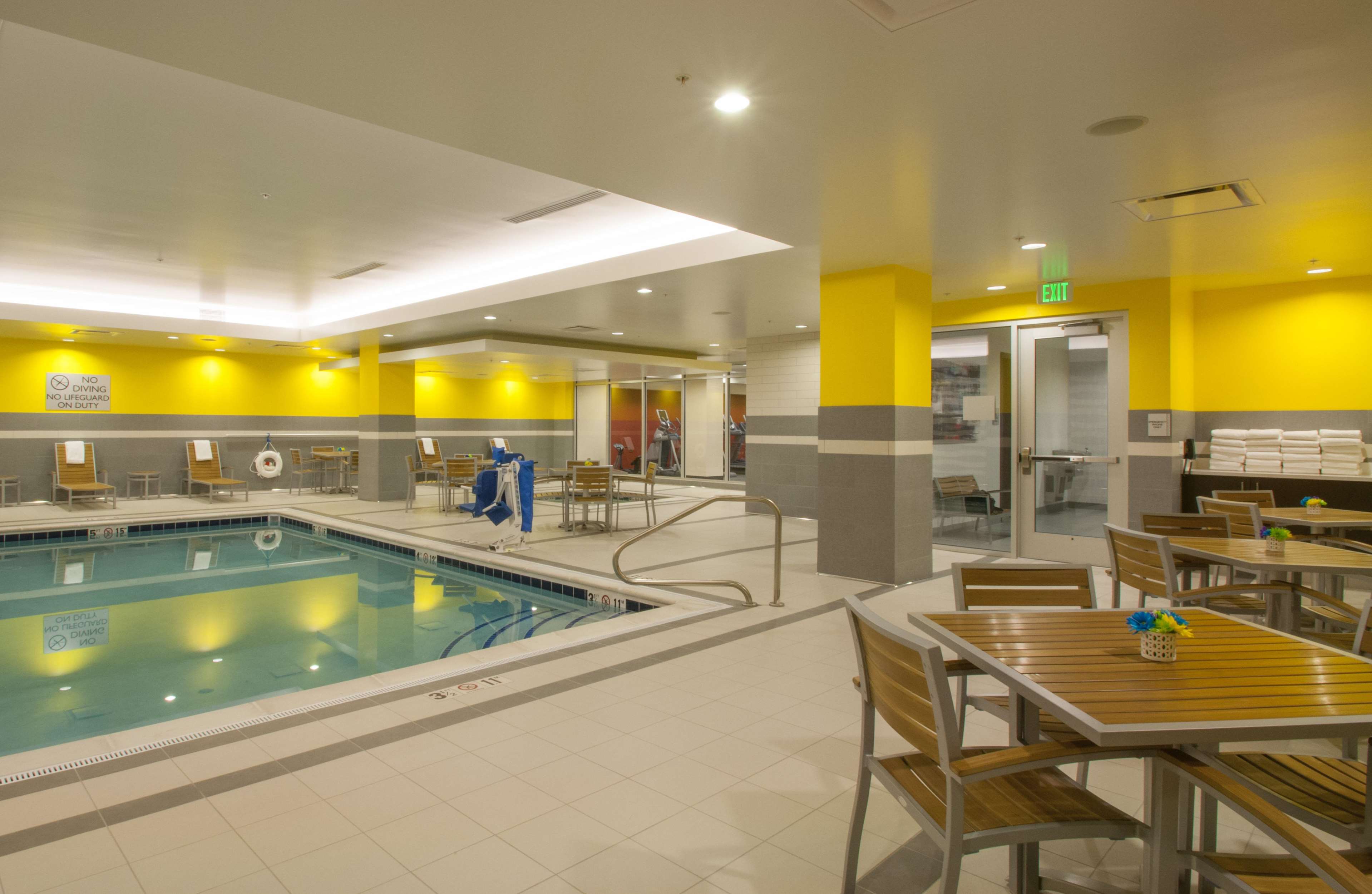 Homewood Suites by Hilton Denver Downtown-Convention Center, CO Photo