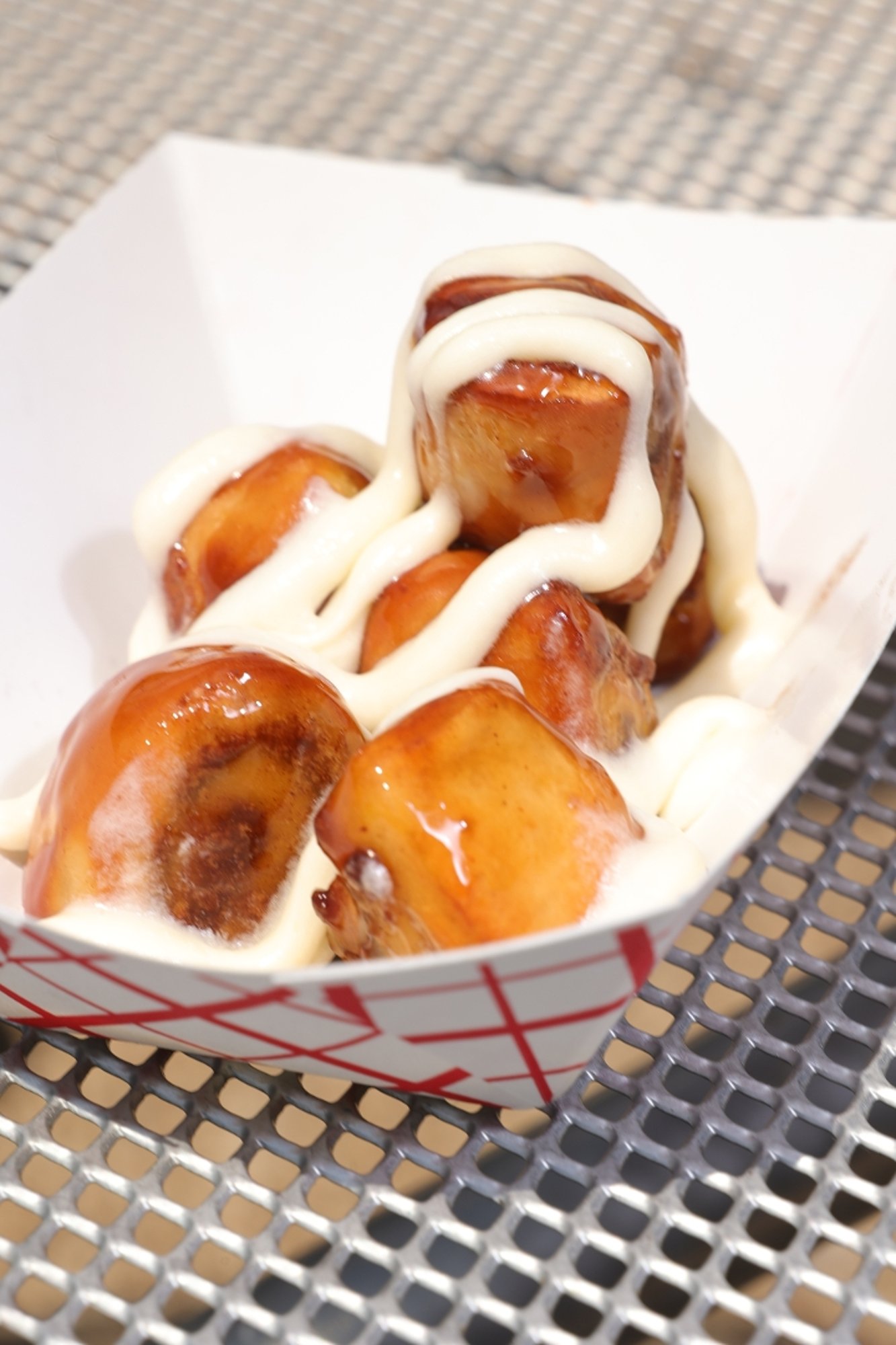 Cinnamon Roll Bites