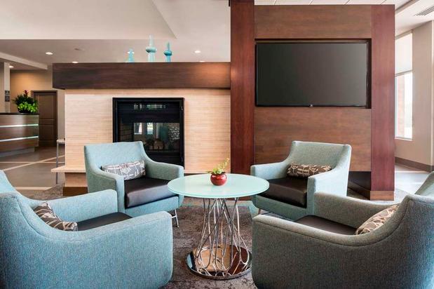 Images Residence Inn by Marriott Phoenix Desert View at Mayo Clinic