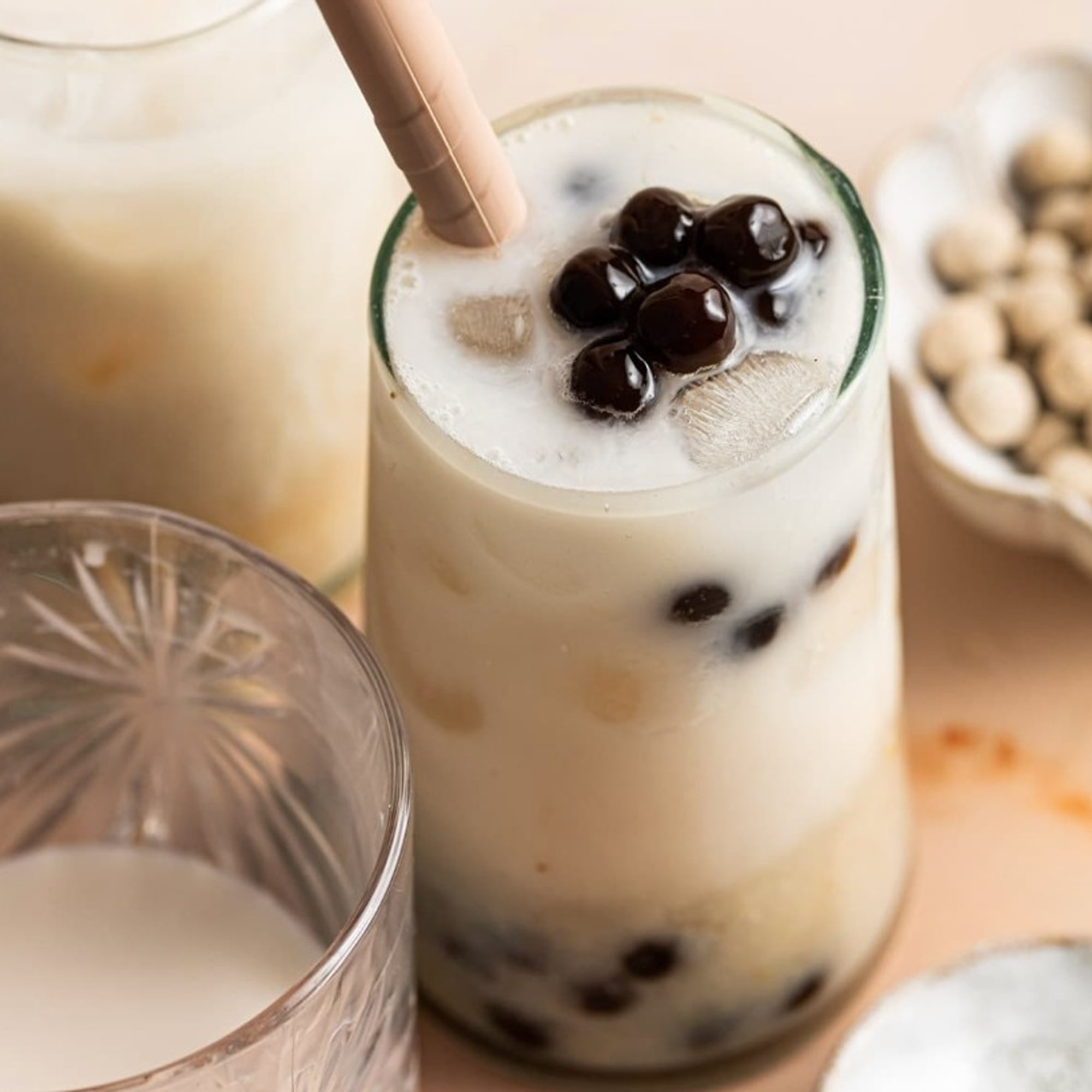 Lychee Milk Tea with Bits