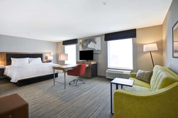 Images Hampton Inn & Suites Detroit/Warren