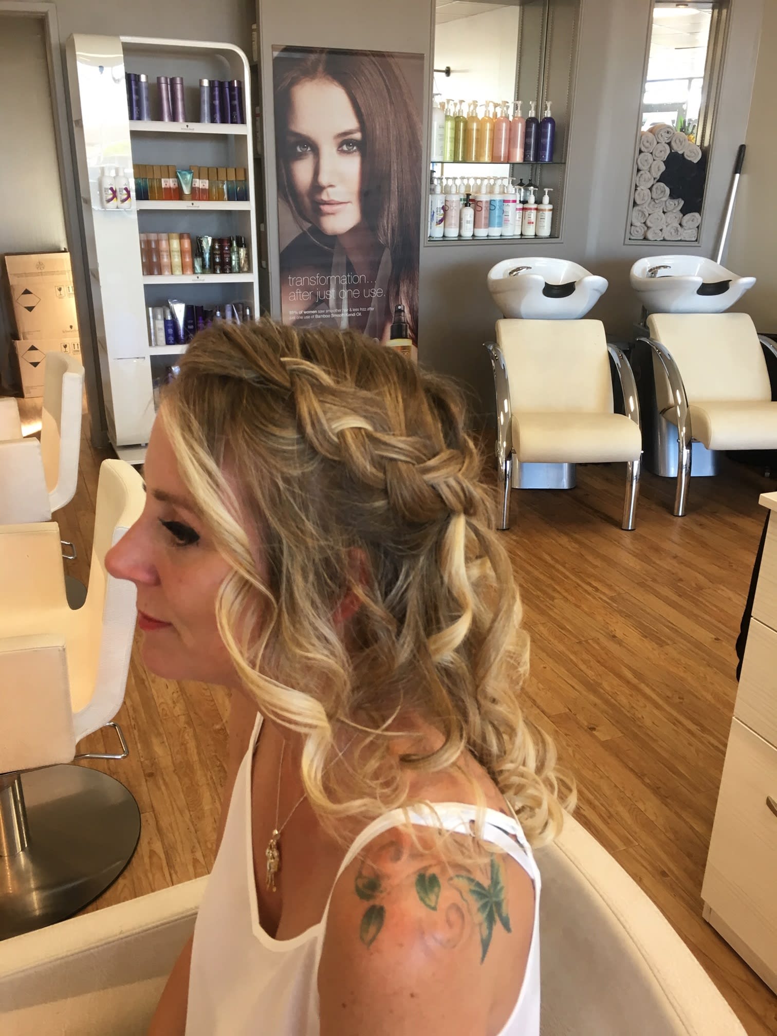 Images ME Hair Lounge