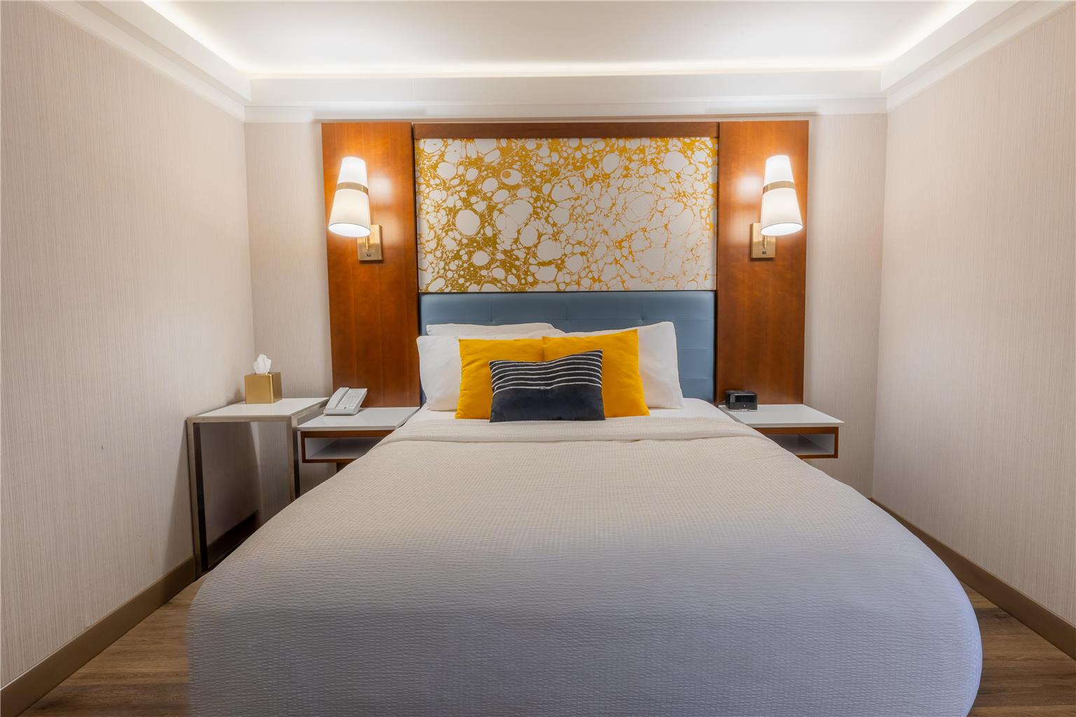 The Westfield Inn, BW Signature Collection Image