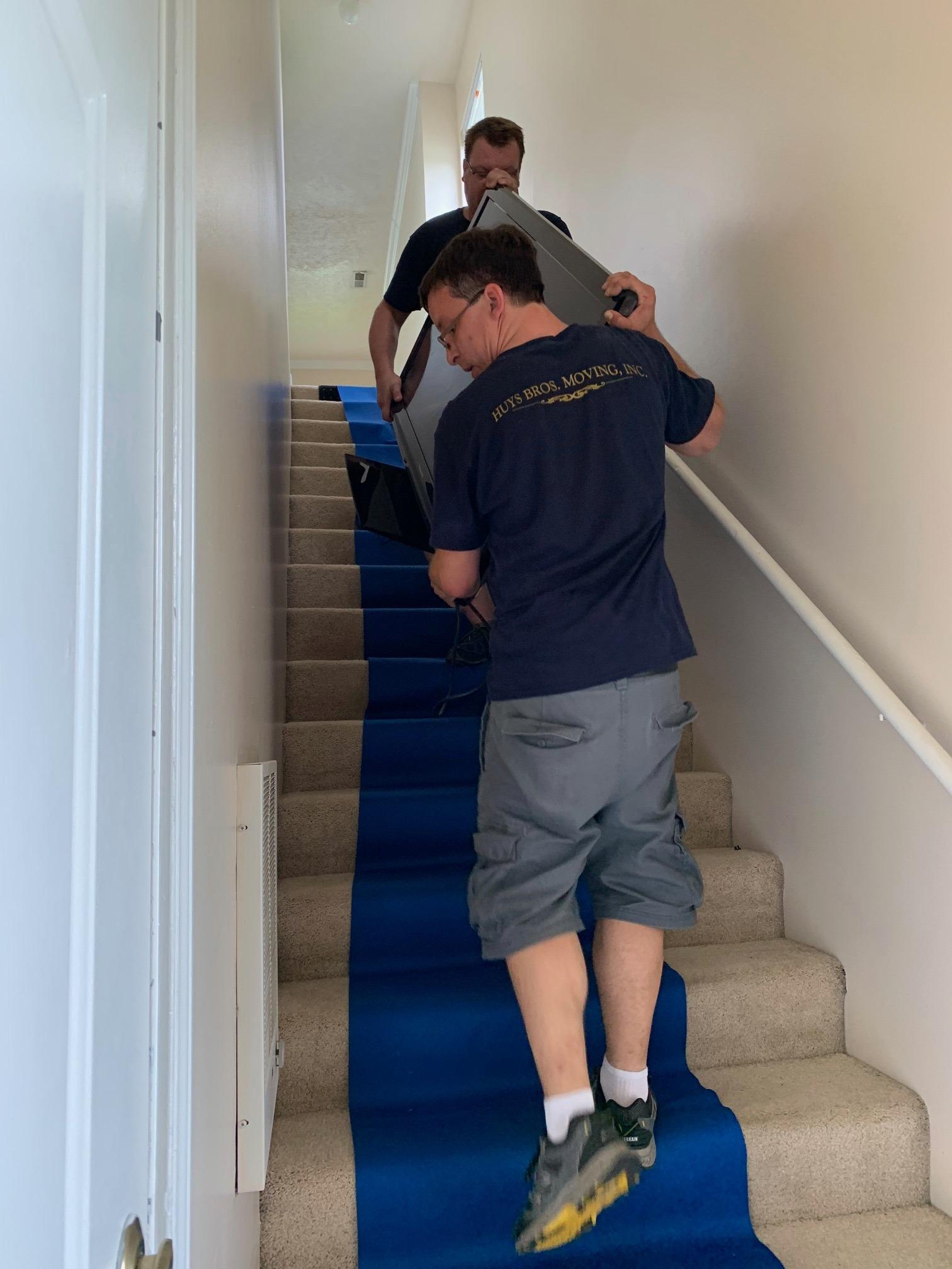 Huys Bros. Moving, INC. Image