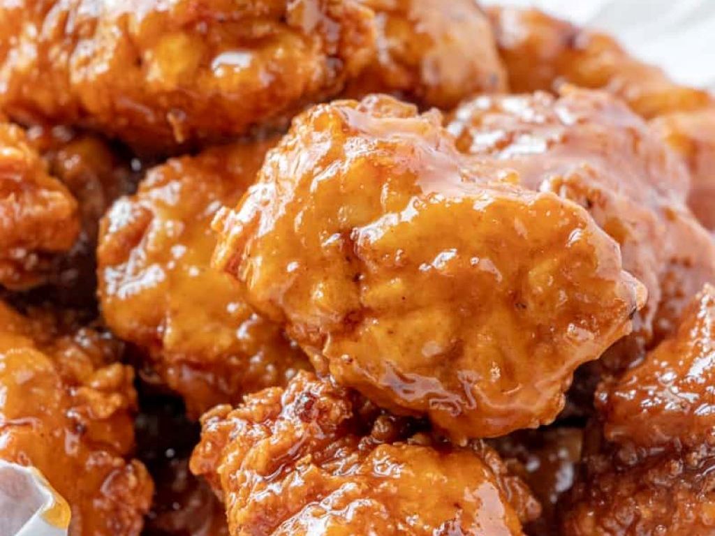 Boneless Wings (12)
