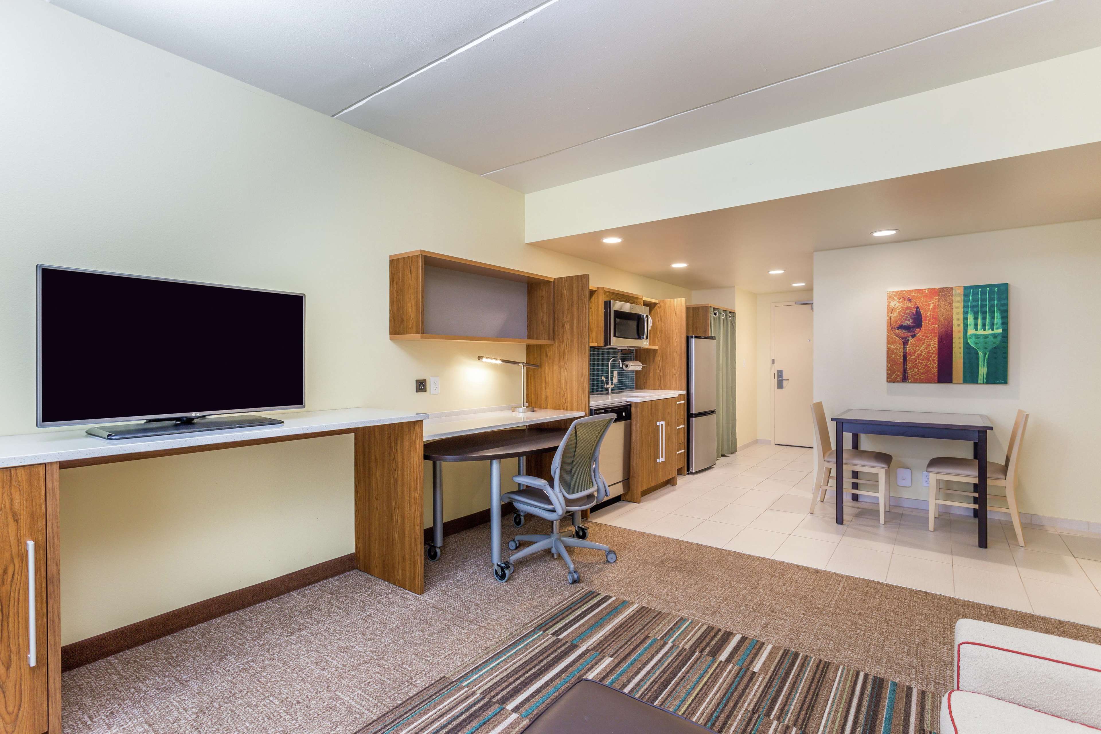 Home2 Suites by Hilton Albany Airport/Wolf Rd Photo