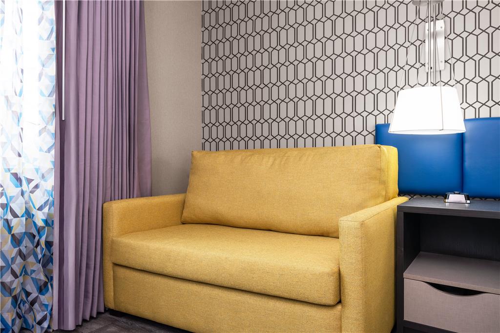 GLo¯ Best Western Bronx NYC Image