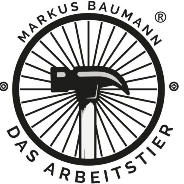 Logo von Das Arbeitstier Markus Baumann Terrassenbau WPC Montagen Bodenleger Klick Vinyl