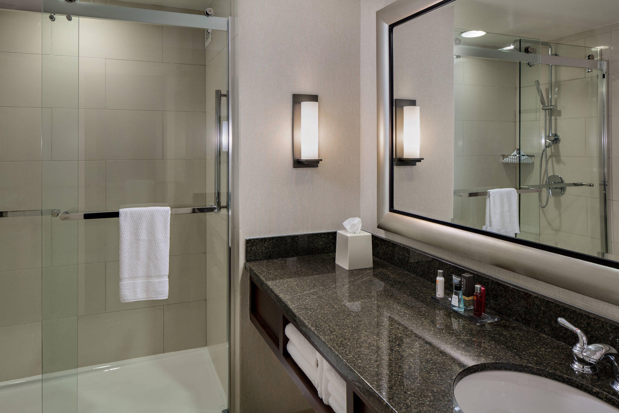 Houston Marriott Westchase Photo