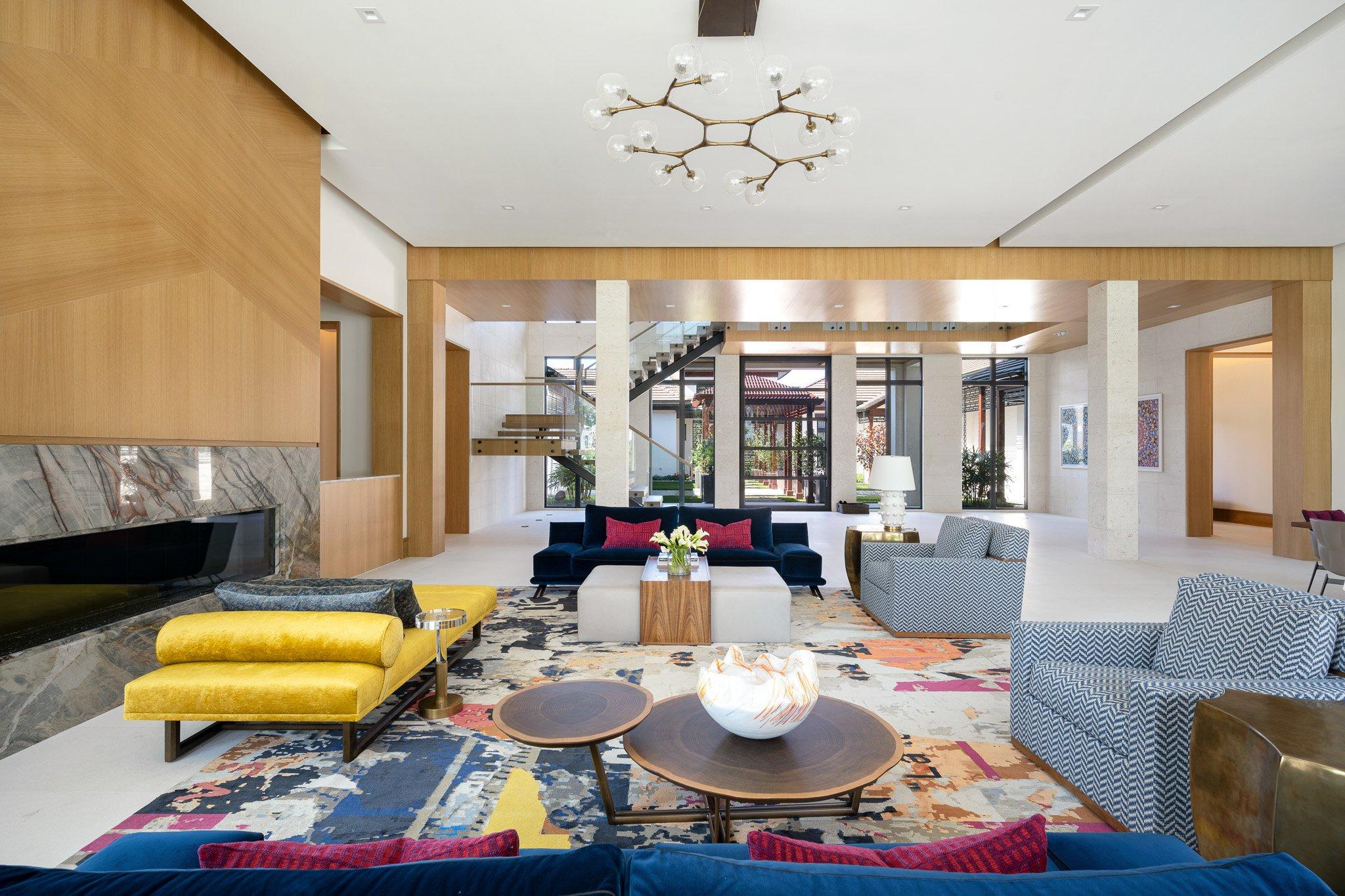 AXIOM Fine Art Consulting Image