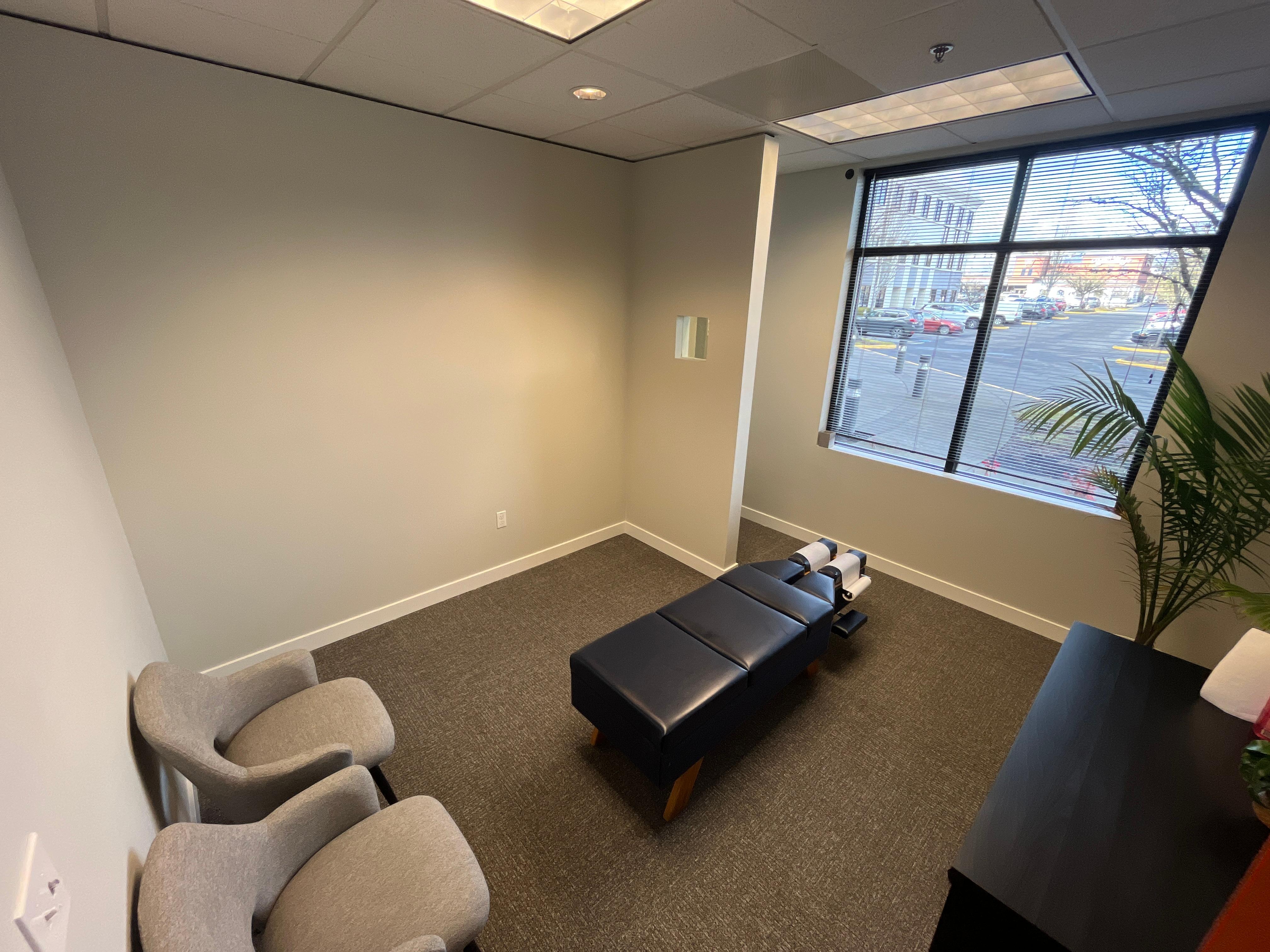 Accident Care Chiropractic Image