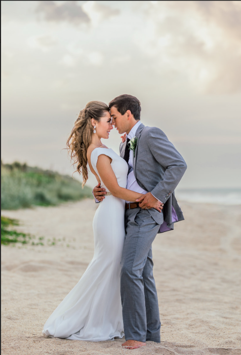 Verola Studio Photo &amp; Cinema Logo