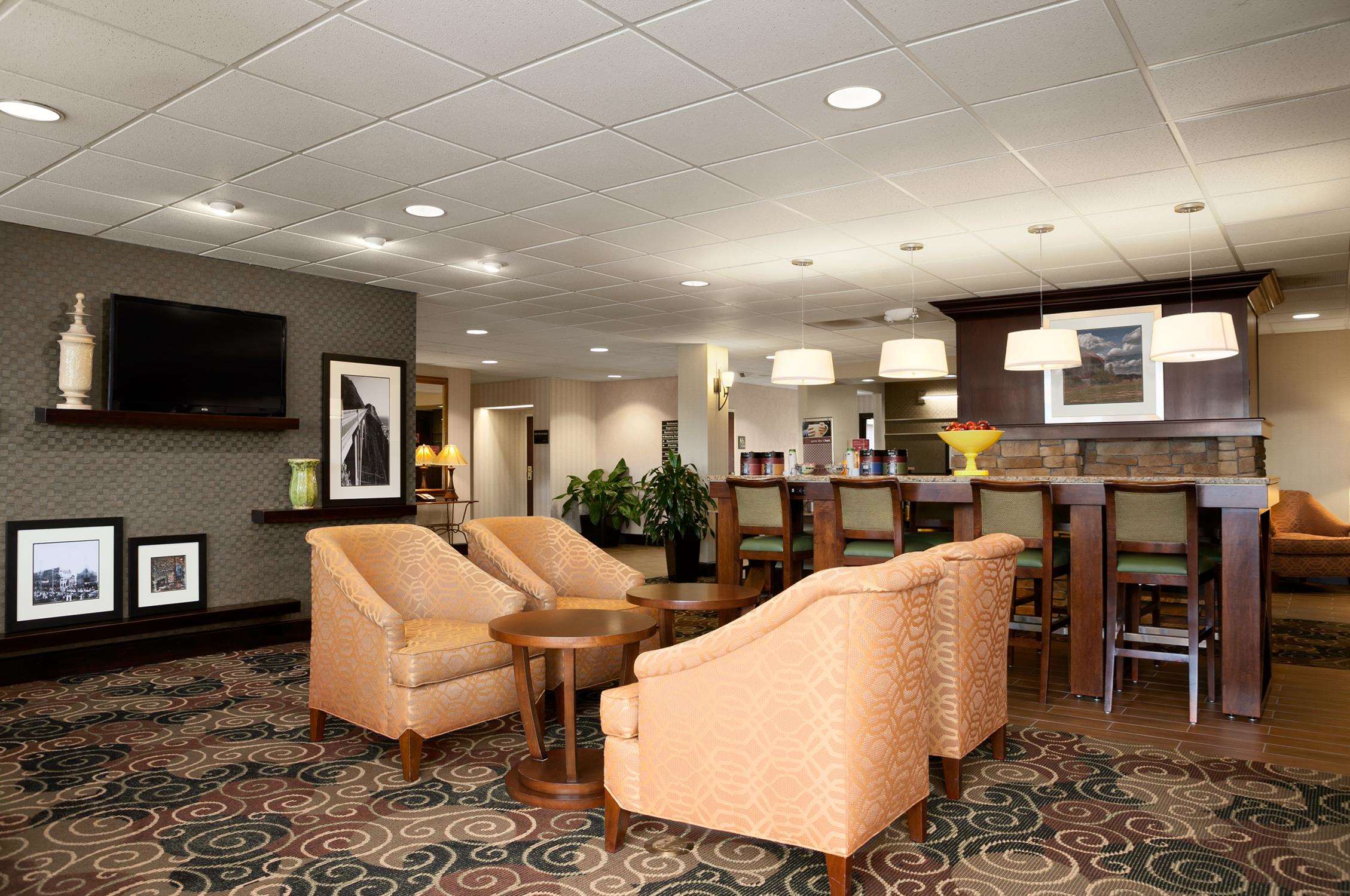 Hampton Inn Cleveland-Solon Photo