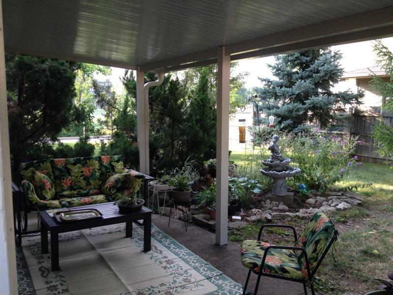 Add a meditation area to start your day or come home and decompress while listening to your fountain and watching the butterflies.