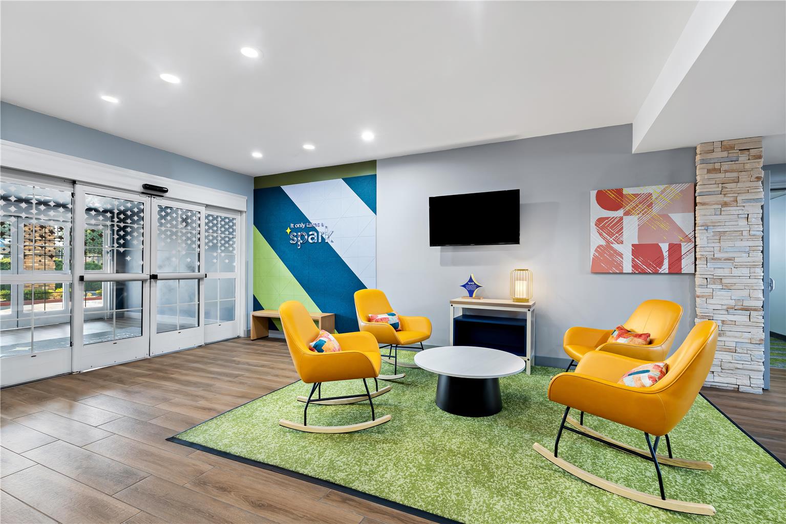 Spark by Hilton Redlands Image