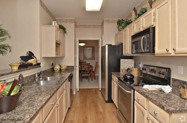 Images The Village at Bellaire