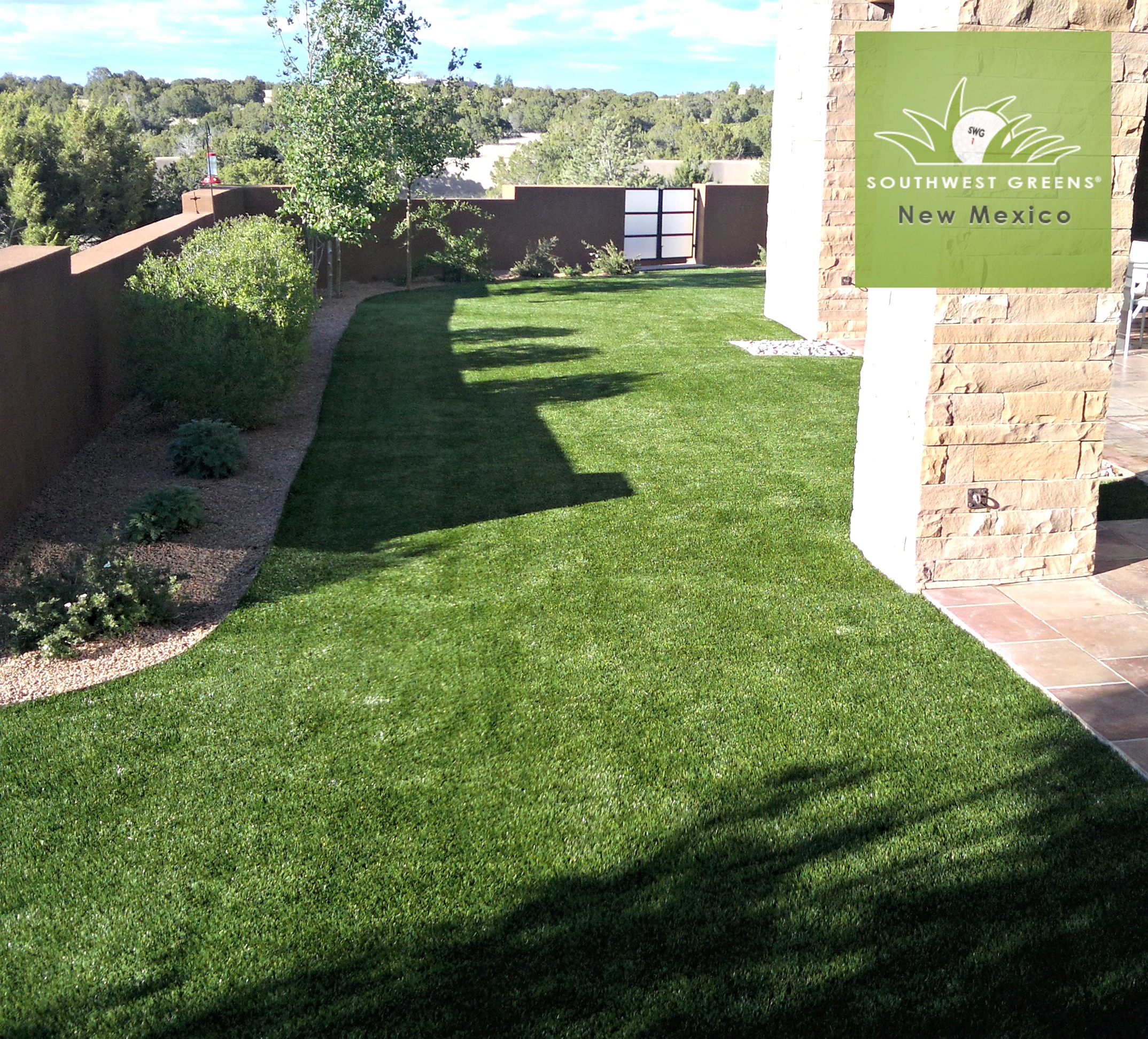 Create the perfect, low-maintenance backyard oasis with artificial grass from Southwest Greens New Mexico.