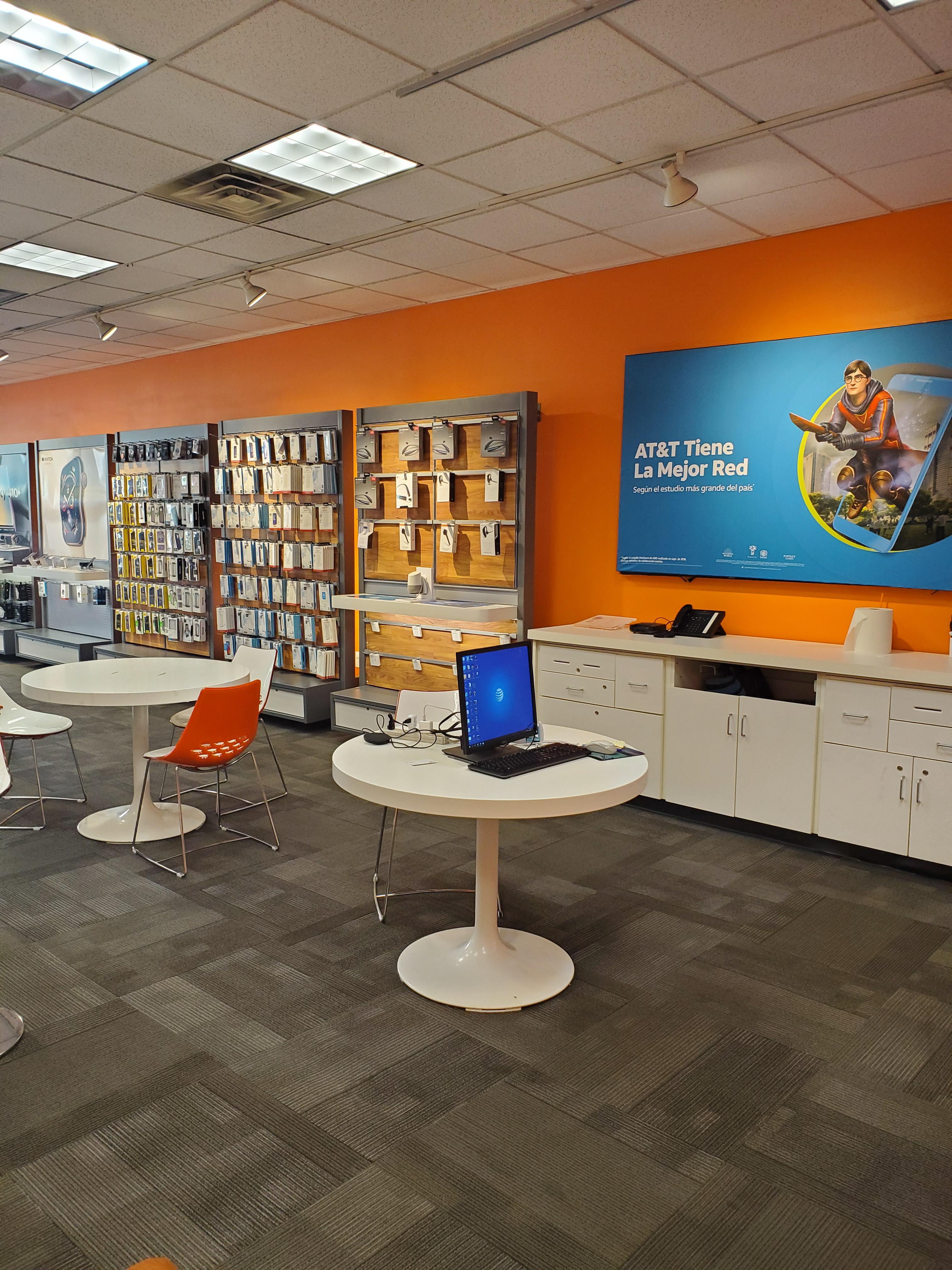 AT&T Store Photo