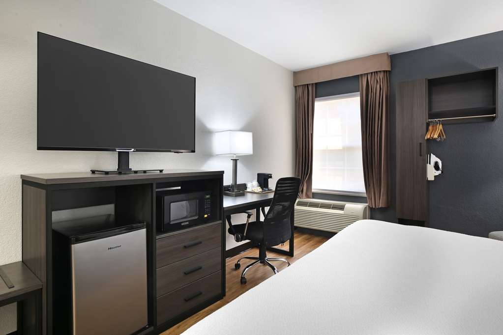 Best Western Mystic Hotel Image