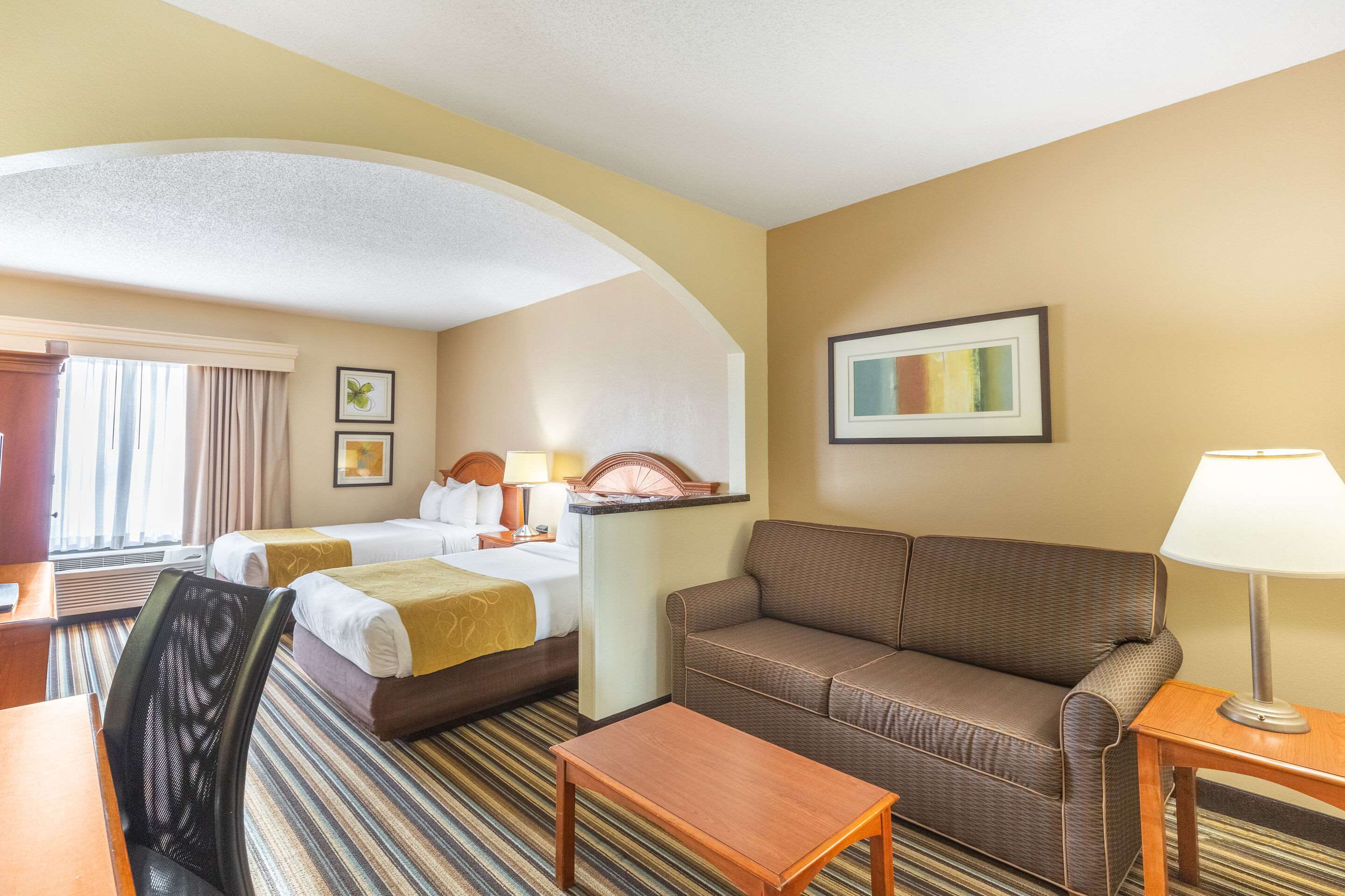 Comfort Suites Chesapeake - Norfolk Photo