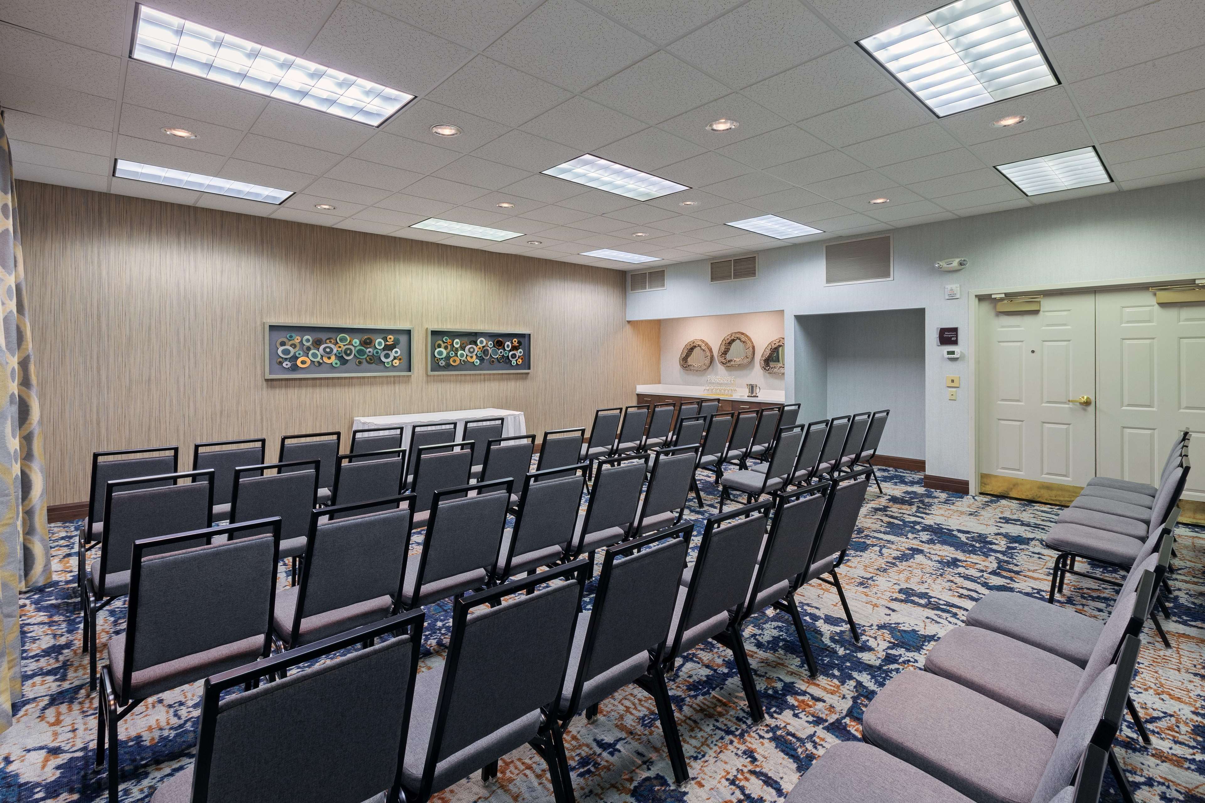 Homewood Suites by Hilton Greensboro Photo