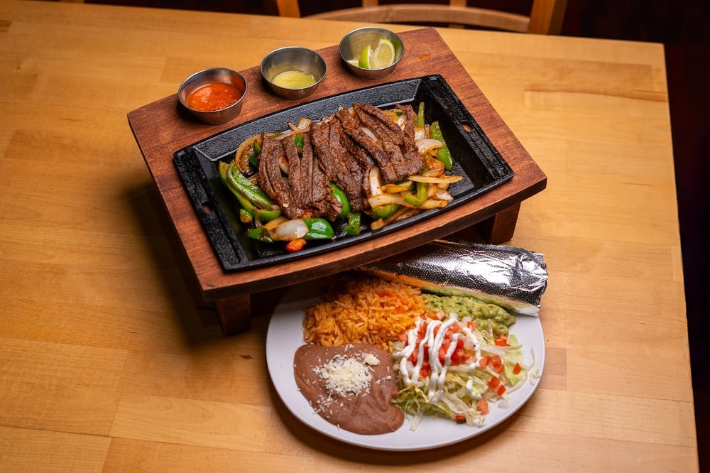 (D) FAJITAS