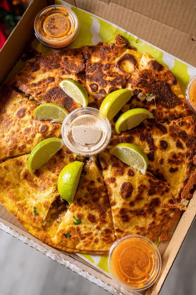 Quesabirria Pizza