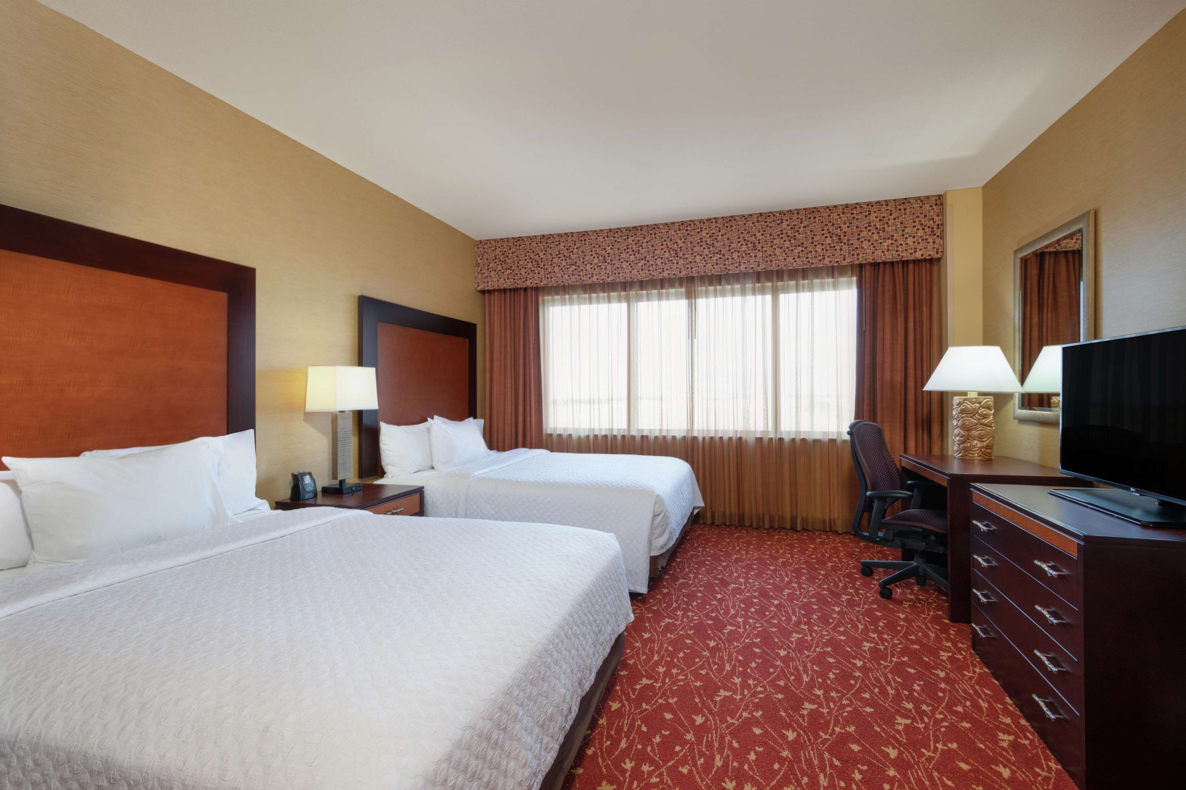 Embassy Suites by Hilton Loveland Hotel Conference Center & Spa Photo
