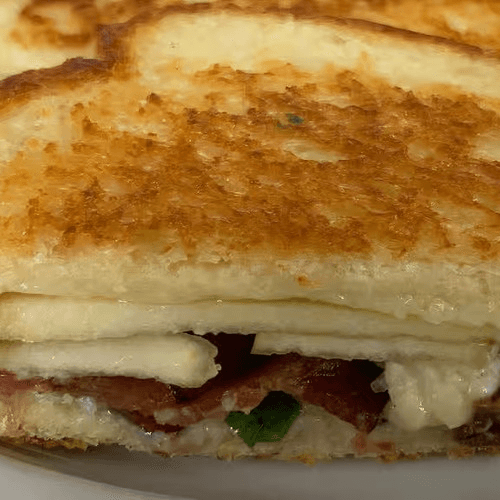 Apple Bacon Grilled Cheese