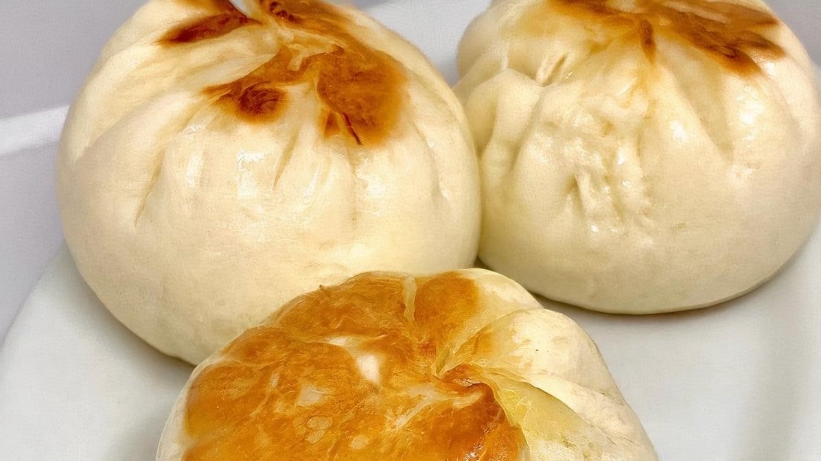 Pan Fried Pork Buns (3)