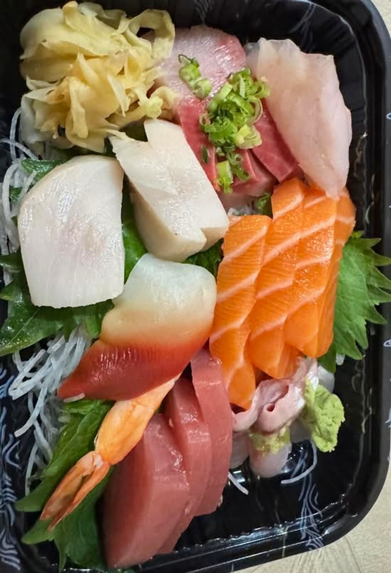 Sashimi Regular (18 pcs)