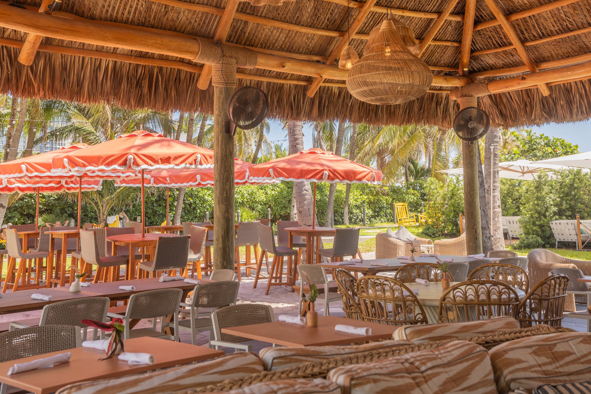 Kimpton Surfcomber Hotel by IHG Image