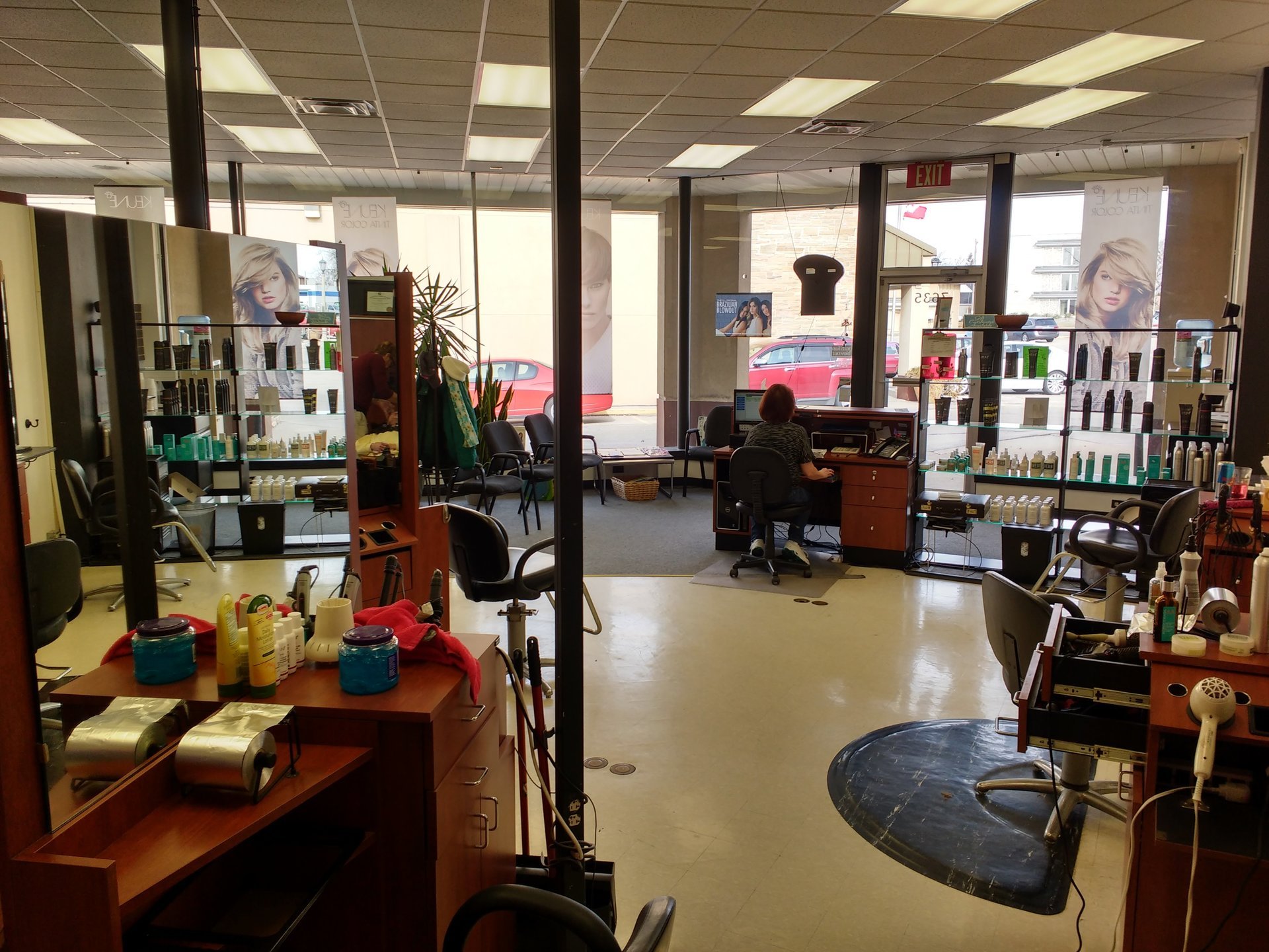 Mg & Company Hair Salon Photo