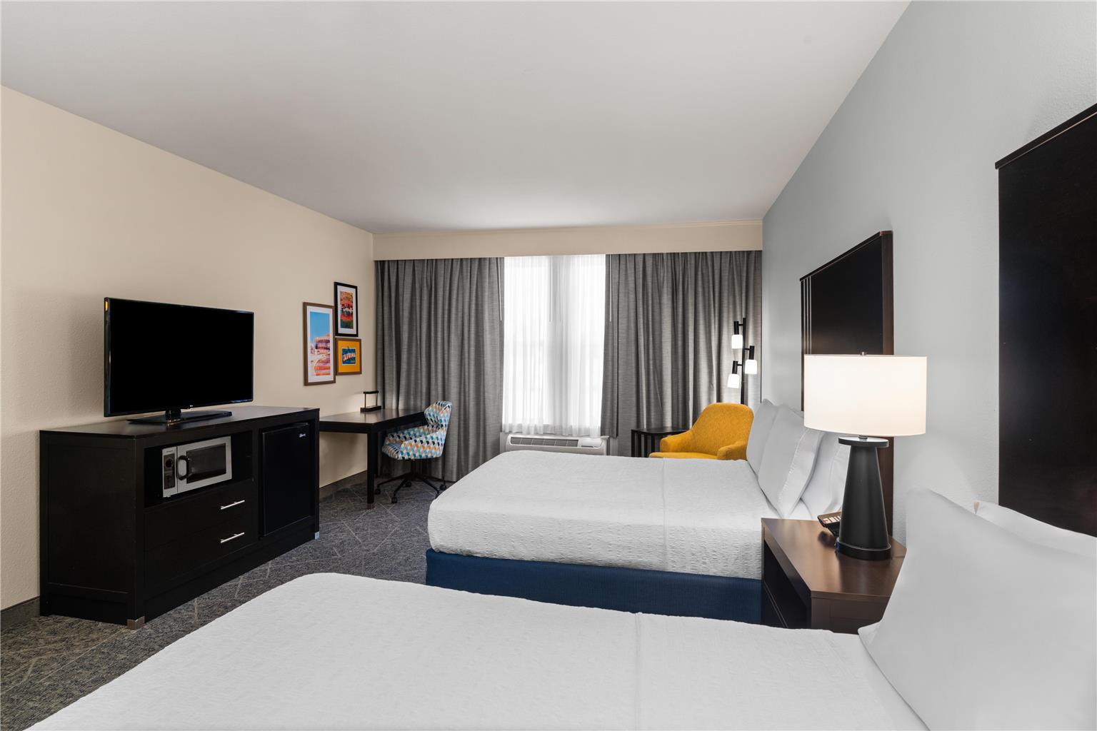 Hampton Inn & Suites Mountain View Image