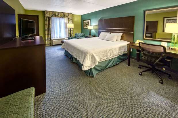 Images Hampton Inn Greensburg