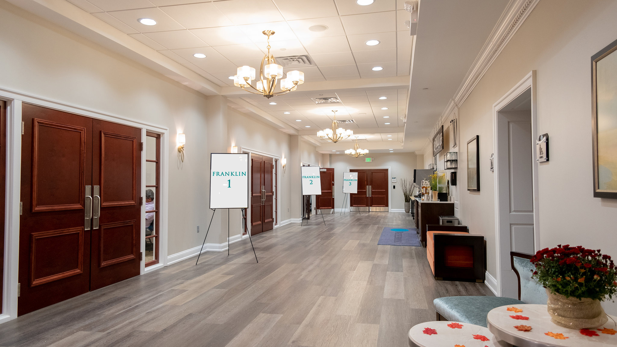 Holiday Inn & Suites Philadelphia W - Drexel Hill by IHG Image