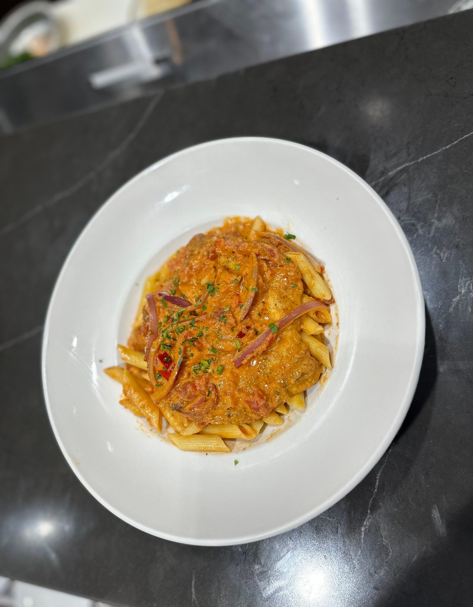 Creamy Vodka Penne De Pollo