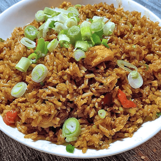 Chaufa De Pollo / Chicken