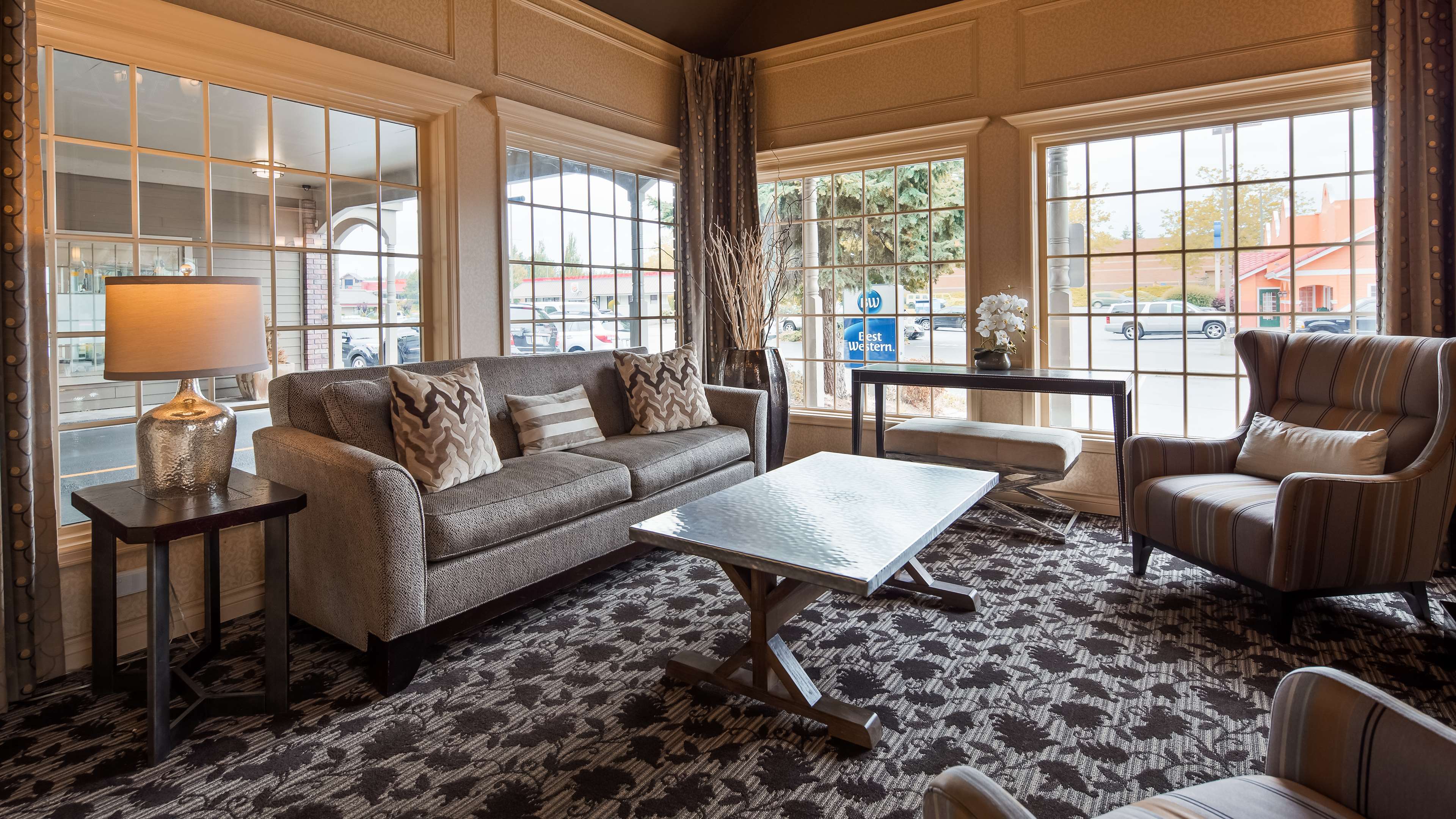 Best Western Heritage Inn Photo