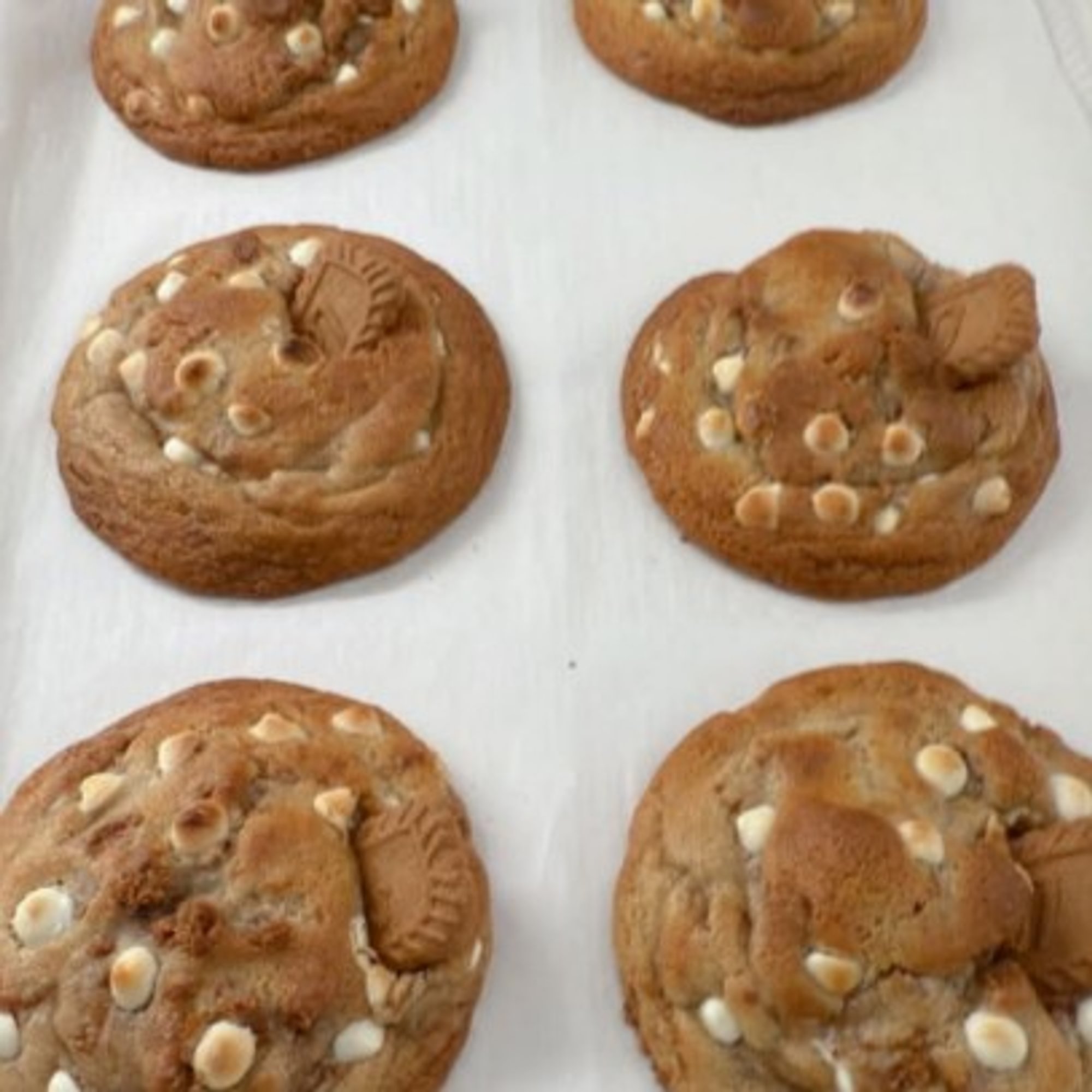 Dreamy Biscoff Bliss Cookie 2 Pieces Jumbo Size